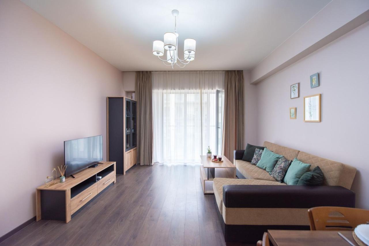 GG home on Kazbegi avenue Tbilisi Eksteriør bilde